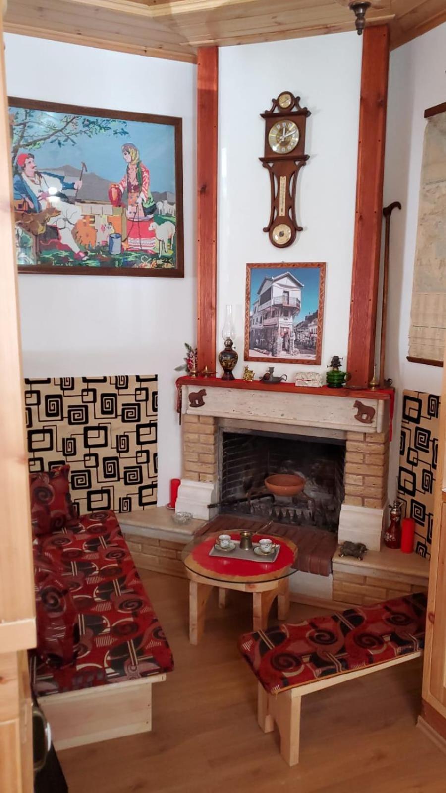 Aria Guesthouse Gjirokaster Luaran gambar