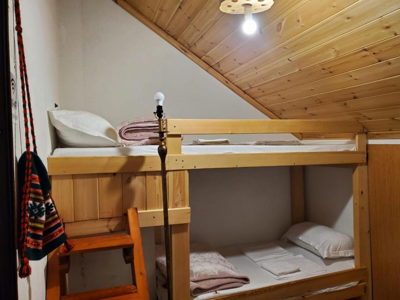 Aria Guesthouse Gjirokaster Luaran gambar